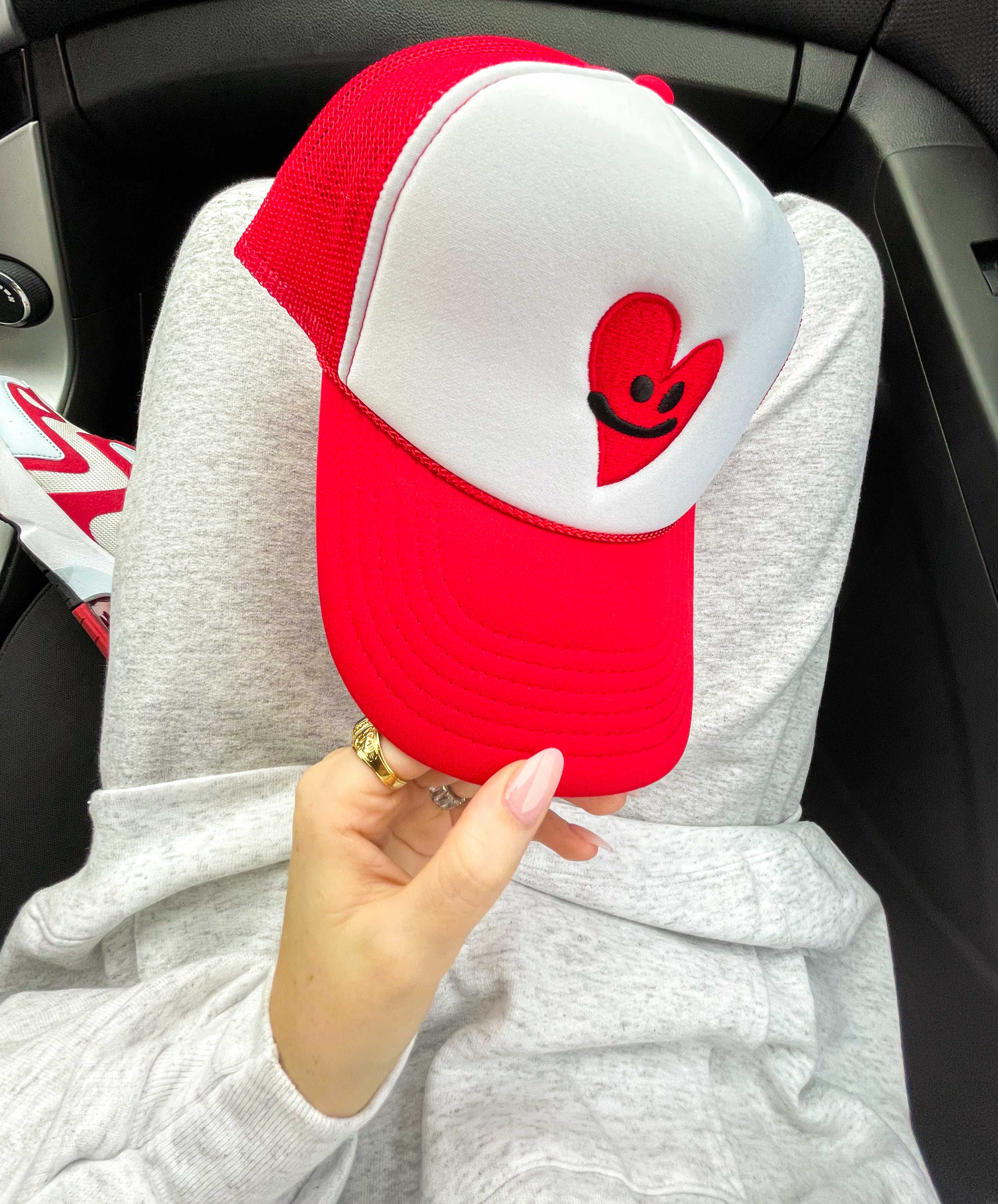 RED TRUCKER HAT